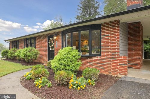 2106 Buell Dr, Fallston, MD 21047-2026