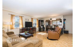 289 Windsor Pl, Brooklyn, NY 11218-1260