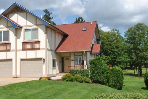 677 Logmark Trl, Gaylord MI  49735-8161 exterior