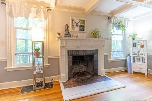 141 Chapel St, Torrington CT 06790-2910 exterior