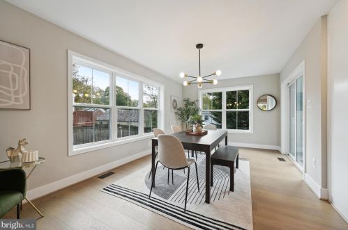 1610 Noyes Dr, Silver Spring MD  20910-2224 exterior