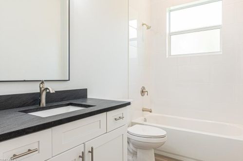 2883 6 St, Naples FL 34120-1331 exterior