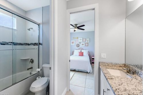 3811 14 Ave, Naples FL 34117-9240 exterior