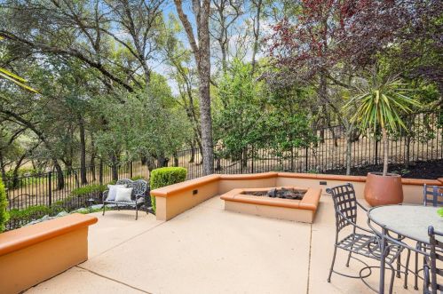 6069 Aldea Dr, Folsom CA 95762-7717 exterior