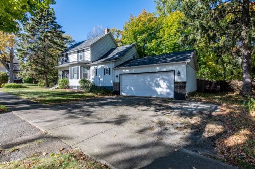 729 Lenox Ave, Waukegan, IL 60085-7435