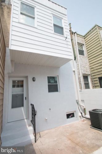 1034 Jackson St, Philadelphia PA  19148-3011 exterior