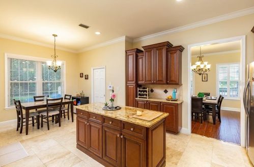 15704 Mifflin Ct, Tampa FL exterior