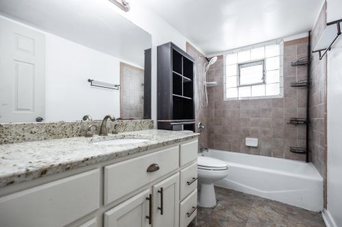 2912 53, Milwaukee WI 53210-1615 exterior