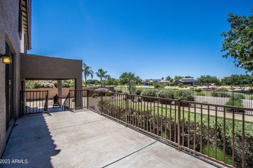 2698 Firestone Dr, Chandler AZ 85249-7387 exterior