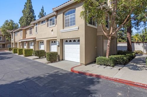 185 Gallery Way, Tustin, CA 92782-1111