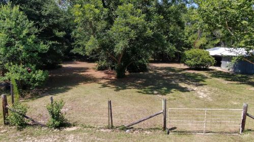 1737 County Hwy 183, Defuniak Springs FL 32433-4359 exterior