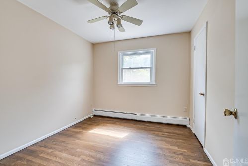 11 Falcon Dr, Edison NJ 08820-2759 exterior