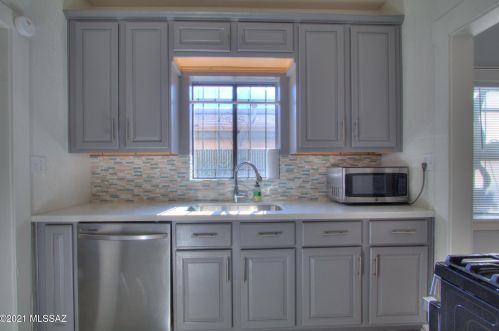 1332 9th St, Tucson AZ  85719-5456 exterior