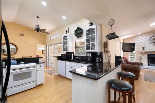 6210 Napa Wood Way, Naples FL 34116-3866 exterior