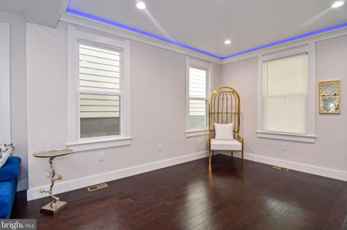 2911 17th St, Washington DC  20018-1825 exterior