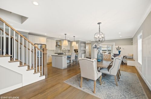 3701 Linder Ave, Chicago, IL 60641-3219