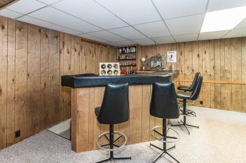 1438 Homecrest Dr, Saint Louis MO 63127-1124 exterior