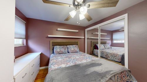 525 Penn Vista Dr, Pittsburgh PA  15235-4242 exterior