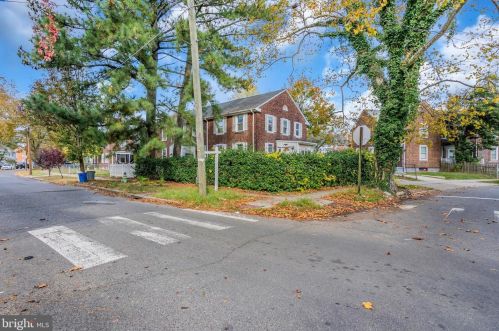 1003 Ironside Rd, Camden NJ 08104-2844 exterior