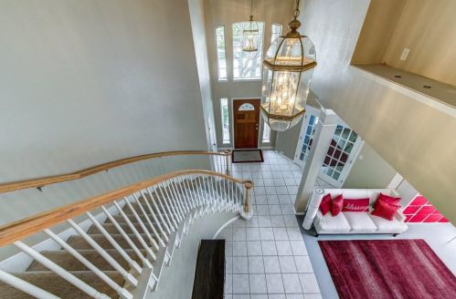 4933 China Gdn Dr, Austin TX 78730-3577 exterior