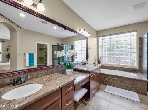 73 Crescent Way, Chandler AZ  85248-5150 exterior