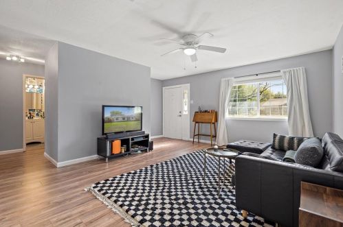 4802 Brassiewood Dr, Austin TX 78744-5107 exterior