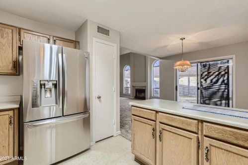 19045 31 Pl, Phoenix AZ 85050-2522 exterior