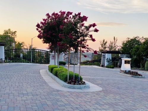 33179 Yucca St, Temecula, CA 92592-1331