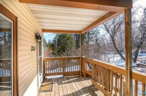 2215 Hoover St, Duluth MN 55811-3013 exterior