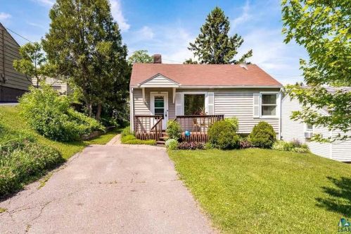 1809 Tyrol St, Duluth, MN 55811-5336