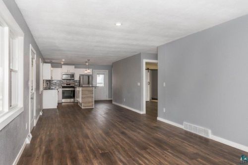 5336 Shady Ln, Duluth MN 55811-9732 exterior