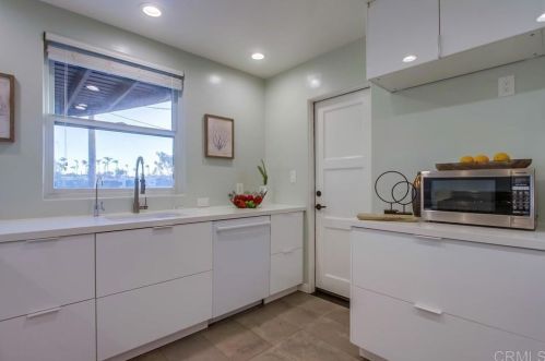 4385 Alder Dr, San Diego CA  92116-2323 exterior