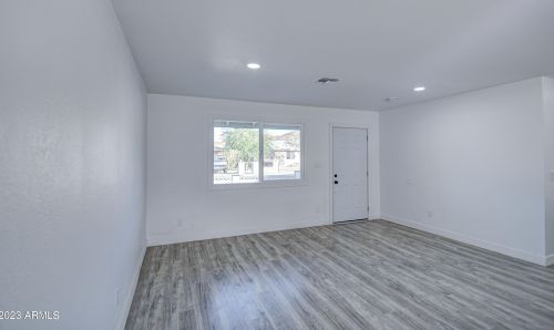 8224 25th St, Phoenix AZ  85042-7020 exterior