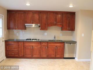 1332 Elsinore Ave, Mc Lean VA  22102-2753 exterior