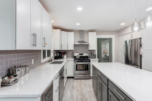 4675 Blue Grass Dr, Grand Rapids MI 49546-6231 exterior