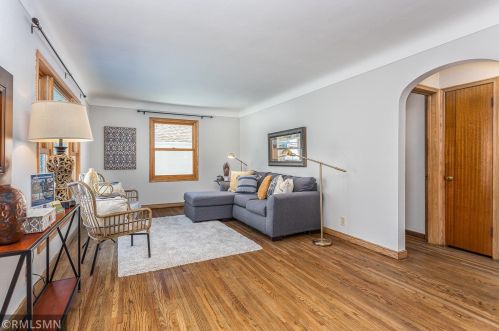 678 Iowa Ave, Saint Paul MN 55106-1015 exterior