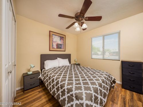 2201 Los Altos Ave, Tucson AZ  85705-5727 exterior