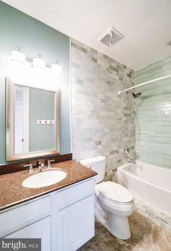 5172 Ballycastle Cir, Alexandria VA exterior