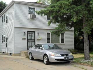 8915 Monrovia Ave, Milwaukee WI  53225-1816 exterior