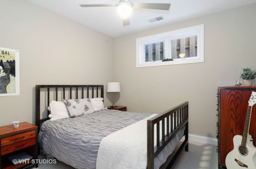 1908 Barry Ave, Chicago IL 60657-2022 exterior