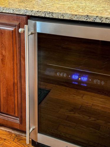 1610 Madison St, Madison WI  53711-2122 exterior