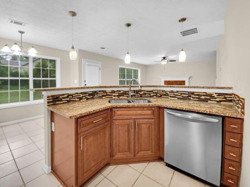 7213 Monterey Ave, Lithonia GA  30058-8243 exterior