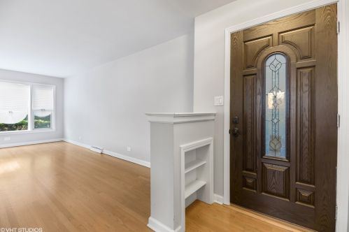 3114 Jerome St, Chicago IL  60645-1143 exterior