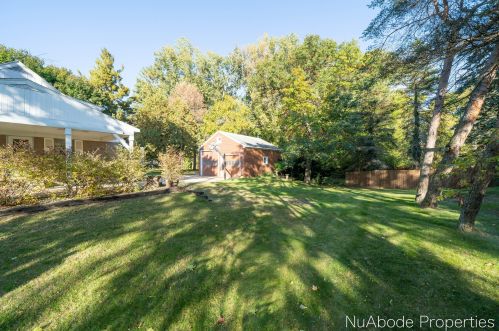 912 Westend Ave, Grand Rapids MI 49504-3847 exterior