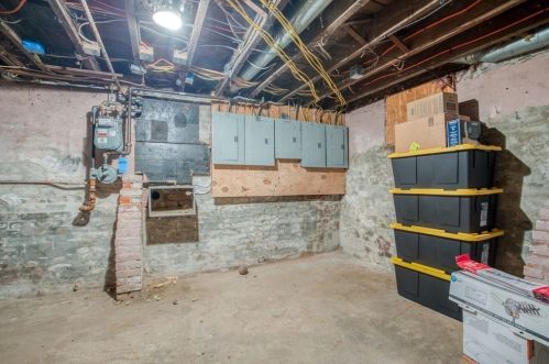 1603 Dwight St, Springfield MA 01107-1817 exterior