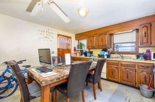 338 Cherry St, New Britain CT 06051-3507 exterior