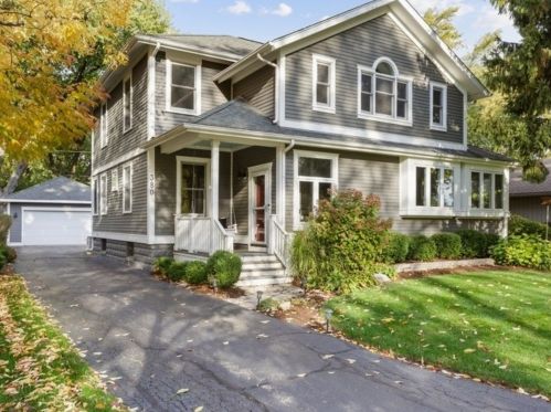 380 Essex Ln, Bull Valley, IL 60014-5615