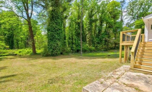 1526 Mayflower Ave, Atlanta GA 30311-2728 exterior