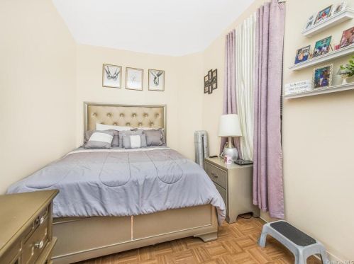 2224 Valentine Ave, Bronx NY 10458-7139 exterior