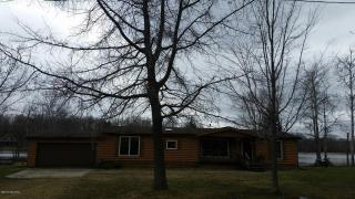 7060 Windoga Lake Dr, Lake Isabella, MI 48893-8206